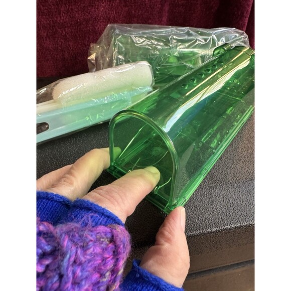 Humane Mouse Traps 2-Piece Live No Kill Catch and Release Reusable New In Box - Picture 3 of 9